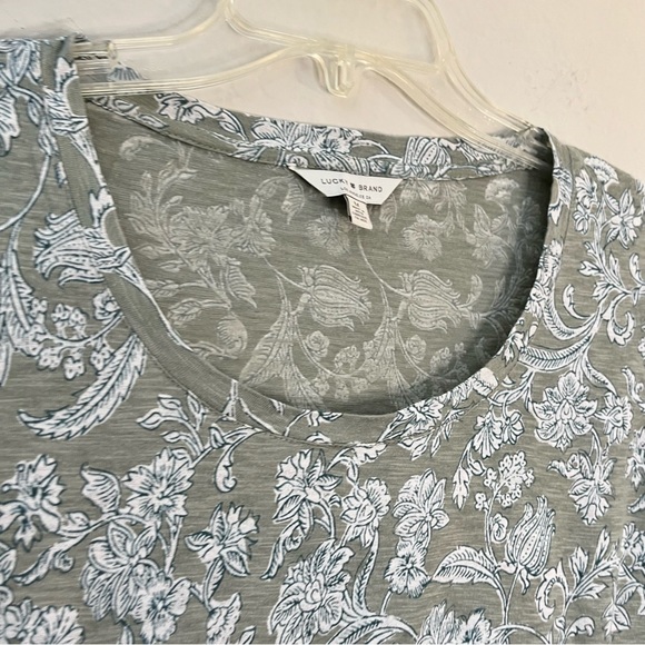 Lucky Brand Sage Green Long Sleeve Floral Print Top Sz M - Picture 5 of 6